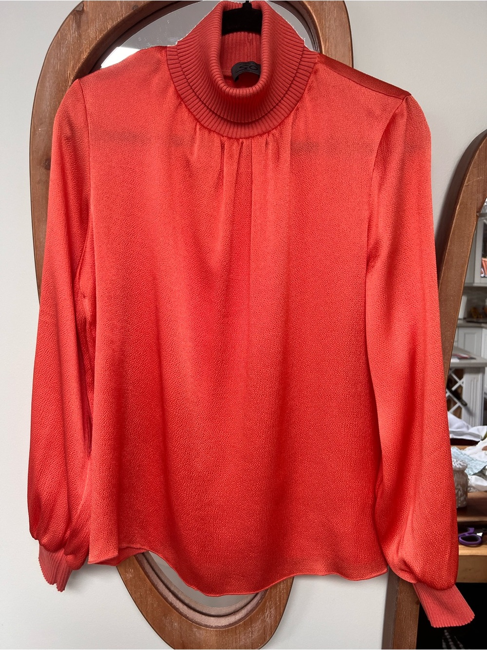 She’s So Italy (shesso.com)  Coral Silk blend Blouse